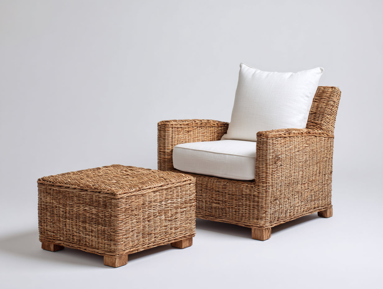 Polyrattan Gartensessel 92x85x88 cm - Naturfarben und Weiß - Sessel mit Hocker für Terrasse